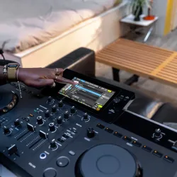 ALPHATHETA XDJ-AN 