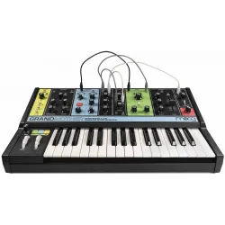 MOOG GRANDMOTHER 32-tipkovni pol-modularni analogni sintetizator in sekvencer