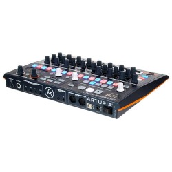 ARTURIA DRUMBRUTE IMPACT ANALOG DRUM MACHINE