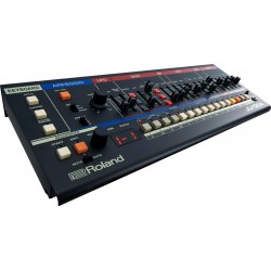ROLAND JU-06A BOUTIQUE SYNTHESIZER