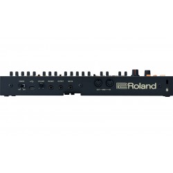 ROLAND JU-06A BOUTIQUE SYNTHESIZER
