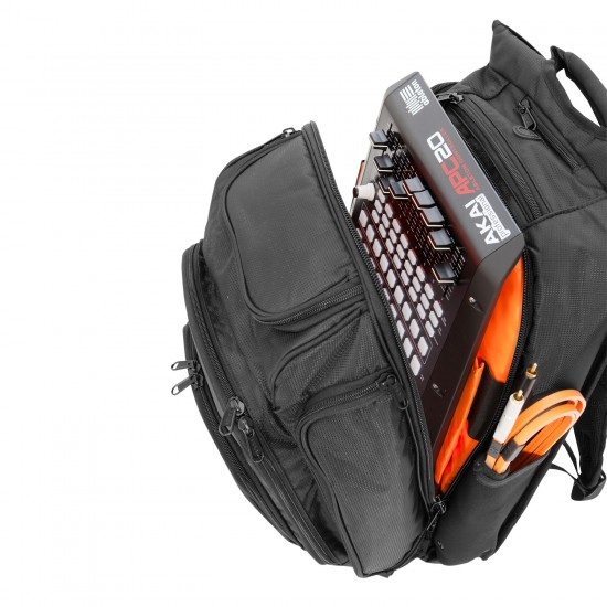 UDG Ultimate DIGI Backpack Black/Orange Inside
