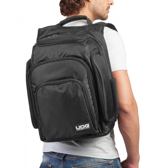 UDG Ultimate DIGI Backpack Black/Orange Inside